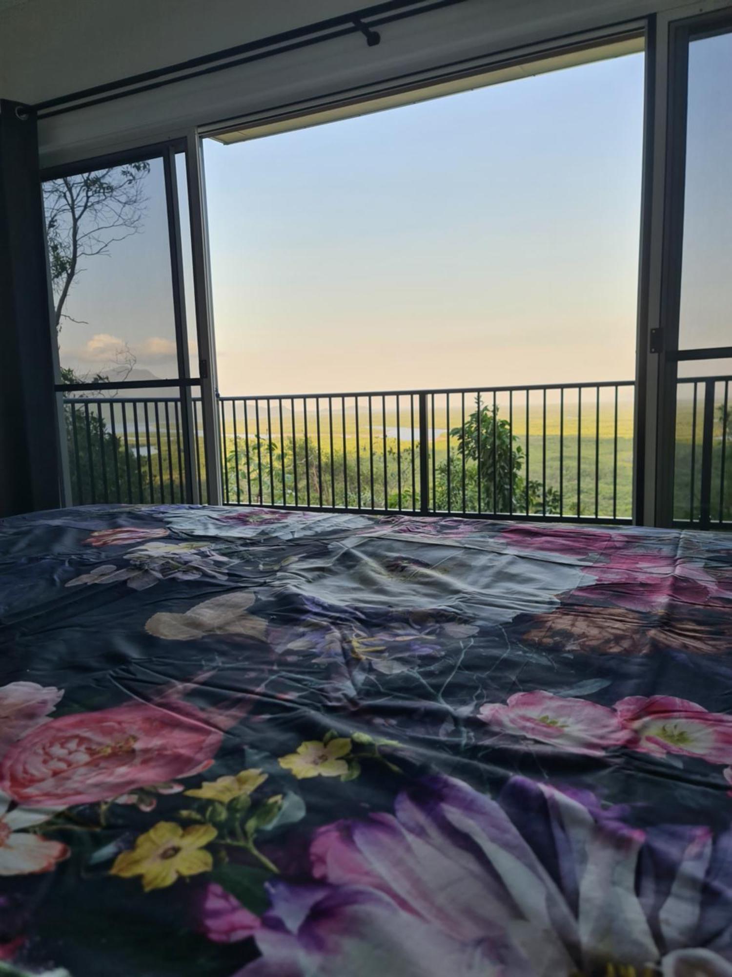 Vista Hinchinbrook Apart otel Cardwell Dış mekan fotoğraf
